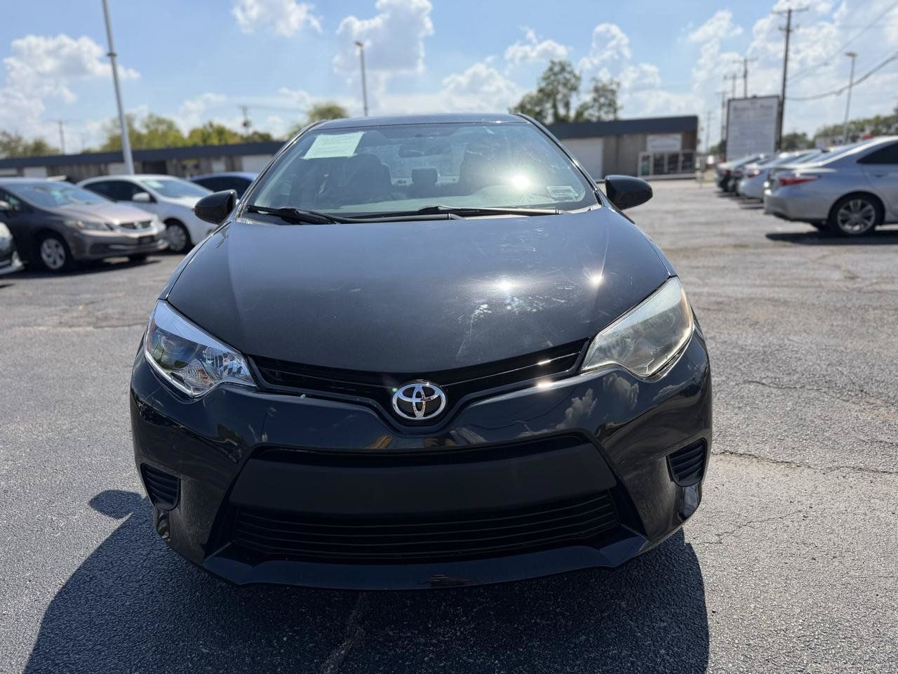 Used 2016 Toyota Corolla L FWD image 2