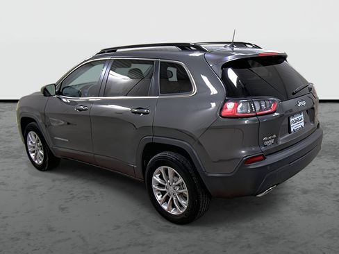 Used 2022 Jeep Cherokee Latitude Lux image 2