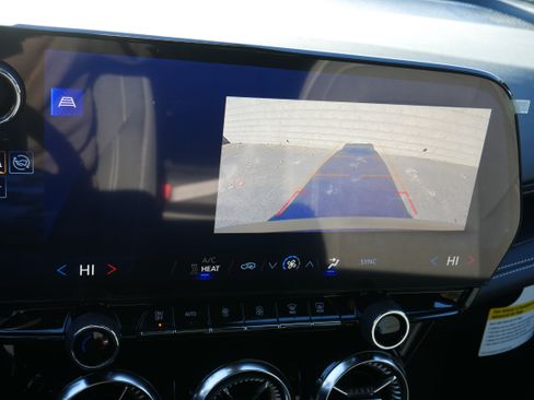 New 2025 Chevrolet Blazer EV AWD Police w/ Remote Keyless Entry Package image 18