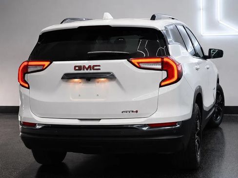Used 2024 GMC Terrain AT4 AWD/4WD image 24