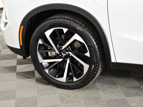 Used 2022 Mitsubishi Outlander SE AWD/4WD image 52