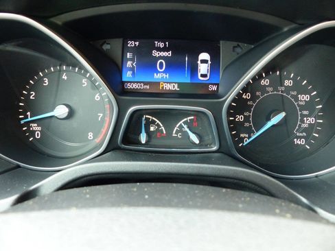 Used 2016 Ford Focus SE image 27