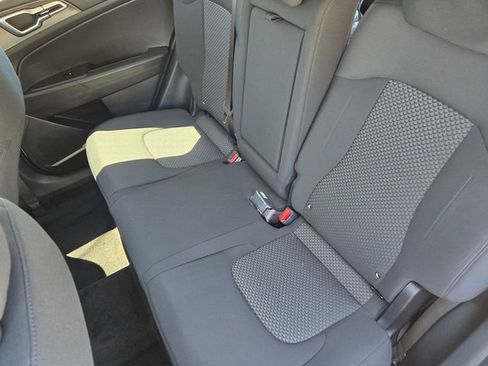 New 2026 Kia Sportage LX FWD image 18