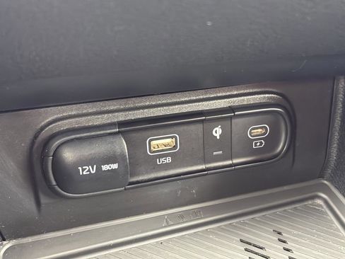 Used 2024 Kia Sportage EX FWD image 26