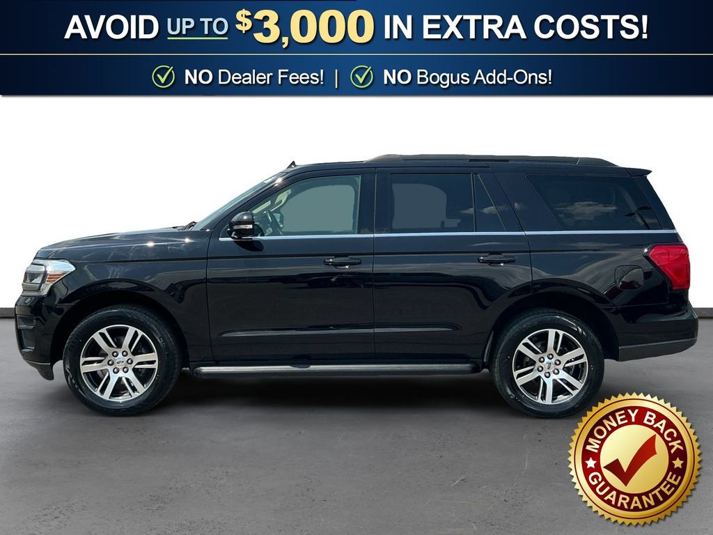 Used 2024 Ford Expedition XLT RWD image 2