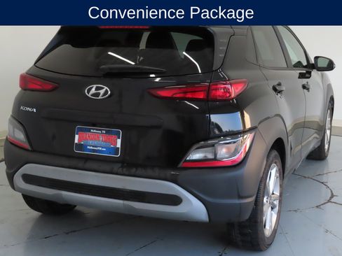 Used 2023 Hyundai Kona SEL w/ Convenience Package FWD image 3