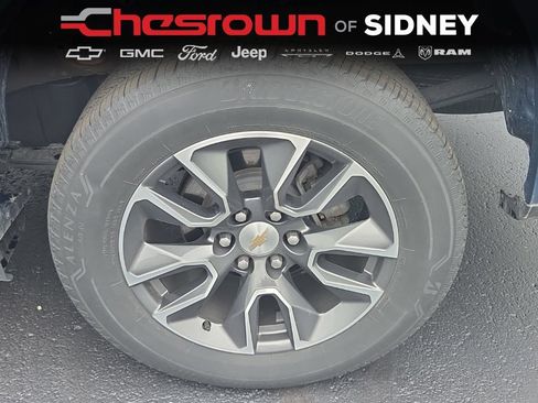 Used 2024 Chevrolet Silverado 1500 LT AWD/4WD image 10
