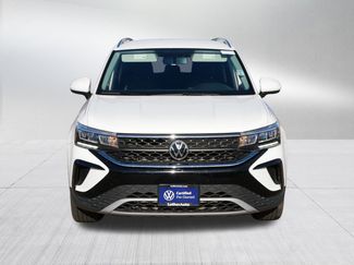 Certified 2022 Volkswagen Taos SE video 2