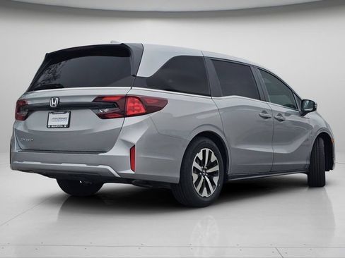 New 2026 Honda Odyssey EX-L image 10