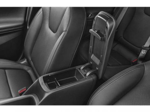 Used 2023 Buick Encore GX Essence w/ Experience Buick Package image 17