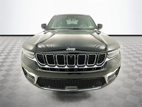 New 2025 Jeep Grand Cherokee Limited w/ Luxury Tech Group II image 2