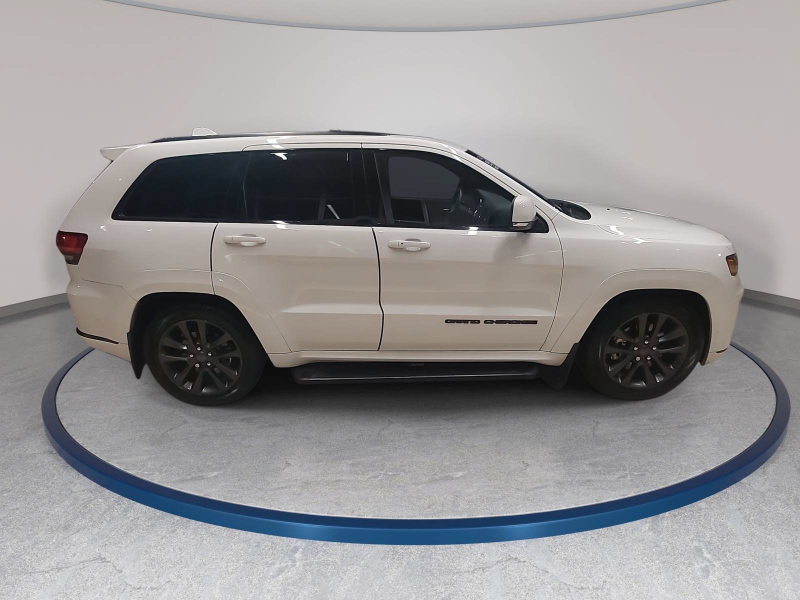 Used 2019 Jeep Grand Cherokee High Altitude AWD/4WD image 4