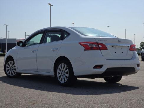 Used 2018 Nissan Sentra S FWD image 14