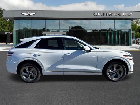 New 2026 Genesis GV70 2.5T Select image 8