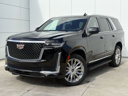Certified 2023 Cadillac Escalade Premium Luxury w/ Performance Package AWD/4WD image 2