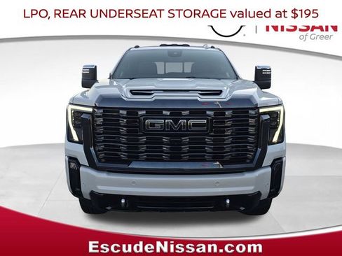 Used 2024 GMC Sierra 2500 Denali Ultimate AWD/4WD image 8