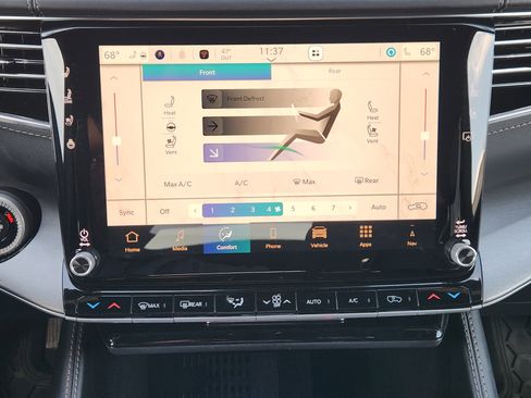 New 2026 Jeep Grand Wagoneer Limited AWD/4WD image 15