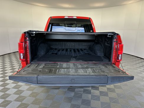 Used 2019 Ford F150 Lariat w/ Equipment Group 502A Luxury image 14