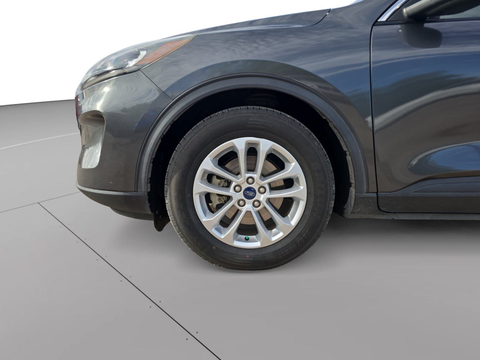 Used 2020 Ford Escape SE FWD image 9