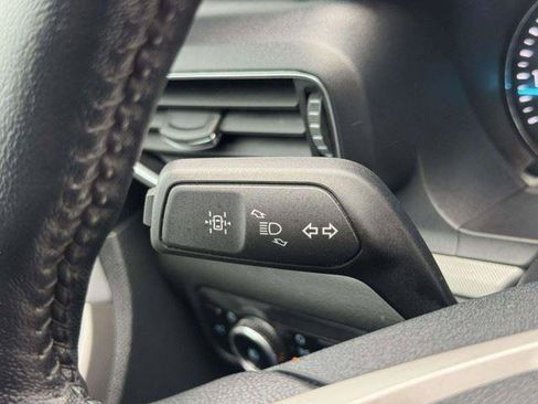 Used 2024 Ford Explorer XLT w/ Equipment Group 202A RWD image 25