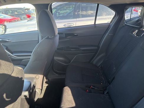 Used 2018 Mitsubishi Eclipse Cross LE AWD/4WD image 9
