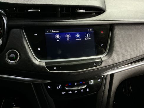 Used 2024 Cadillac XT6 Luxury w/ LPO, Floor Liner Package AWD/4WD image 19