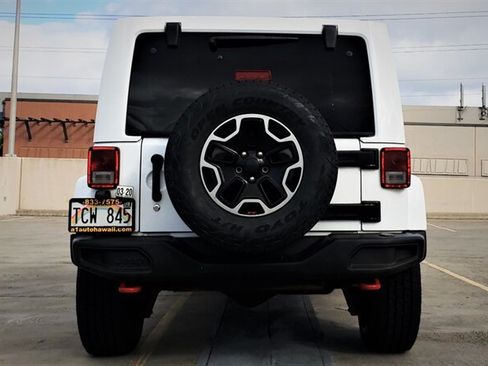 Used 2017 Jeep Wrangler Unlimited Rubicon AWD/4WD image 8