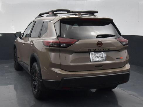 Certified 2025 Nissan Rogue Rock Creek image 4