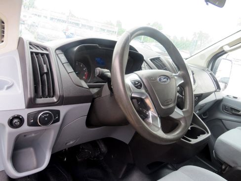 Used 2015 Ford Transit 250 130 Low Roof w/ Exterior Upgrade Package image 7