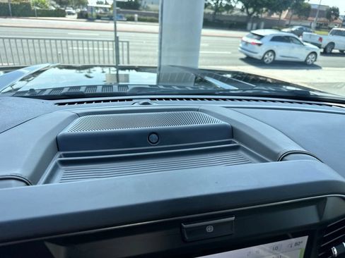 Used 2025 Ford F350 Platinum w/ Platinum Plus Package AWD/4WD image 21