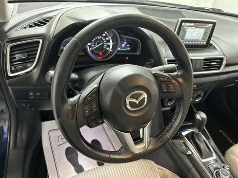 Used 2015 MAZDA MAZDA3 i Touring FWD image 4