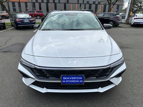 New 2026 Hyundai Elantra SEL Sport Premium FWD image 9