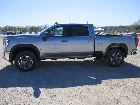 New 2026 GMC Sierra 2500 SLE w/ SLE Value Package; AWD/4WD image 10