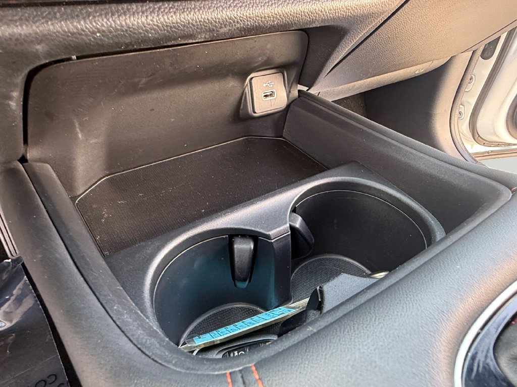Certified 2025 Honda HR-V Sport image 19