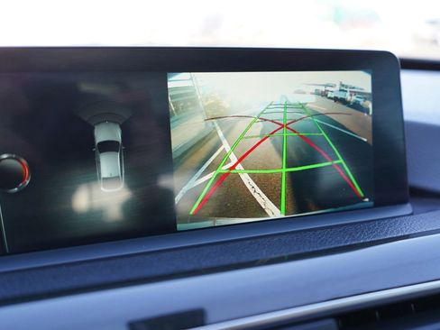 Used 2017 BMW 330i Gran Turismo xDrive image 22