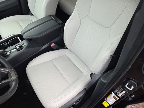 Used 2024 Lexus TX 350 350 image 13