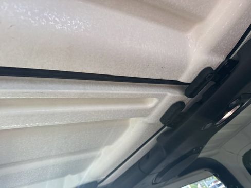 Used 2018 Jeep Wrangler Sport AWD/4WD image 4