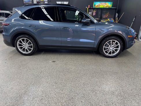 Used 2019 Porsche Cayenne S image 6
