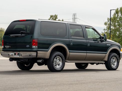 Used 2002 Ford Excursion Limited image 9