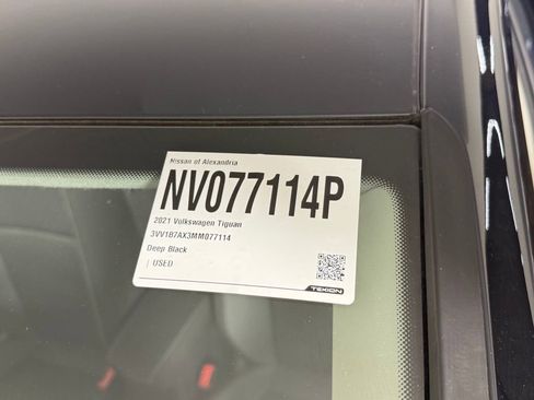 Used 2021 Volkswagen Tiguan S FWD image 27