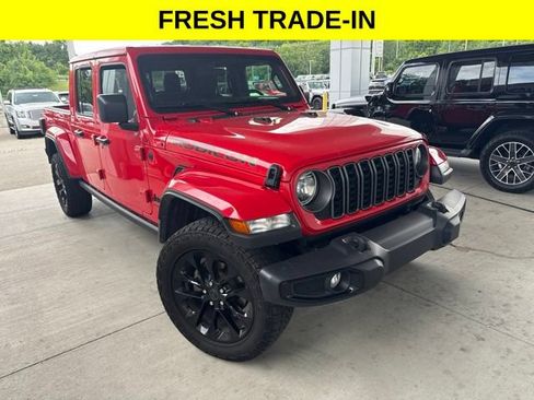 Used 2024 Jeep Gladiator Sport AWD/4WD image 1