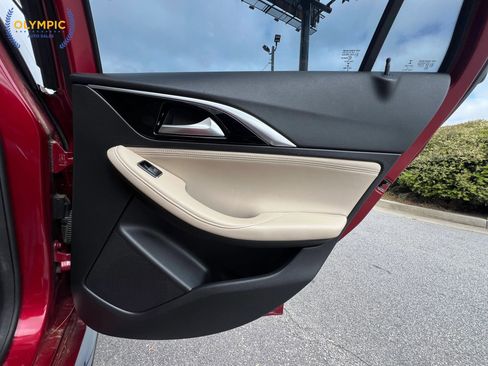 Used 2019 INFINITI QX30 FWD image 43