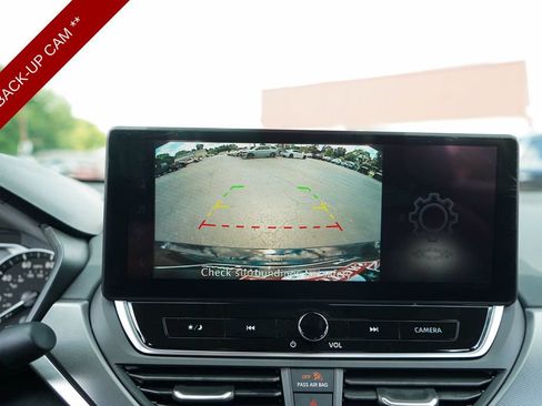 Used 2026 Nissan Altima 2.5 SR FWD image 10
