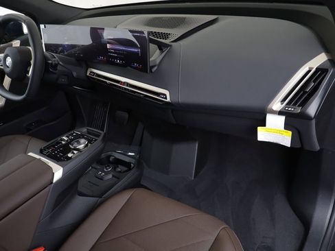 New 2026 BMW iX xDrive45 image 21
