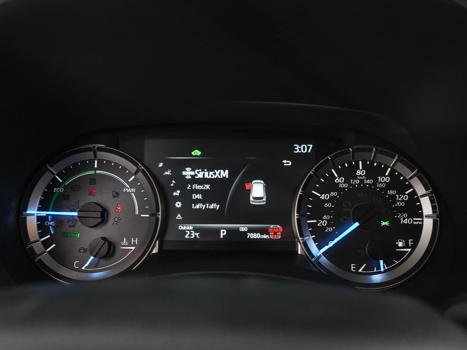 Used 2025 Toyota Highlander XLE AWD/4WD image 29