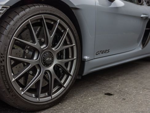 Certified 2023 Porsche 718 Cayman GT4 RS RWD image 25