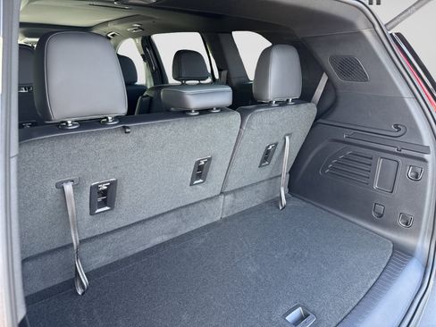 New 2026 GMC Acadia AT4 w/ Luxury Package AWD/4WD image 25