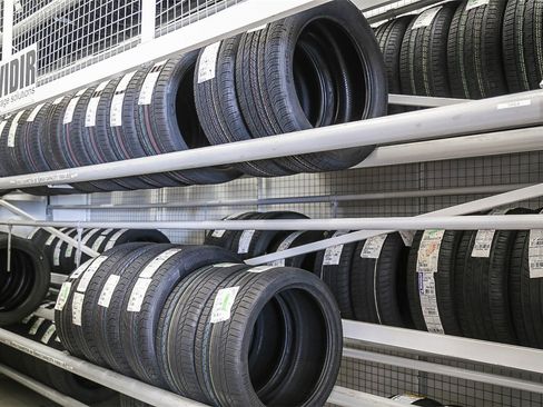 Used 2026 Tesla Model Y Long Range image 38