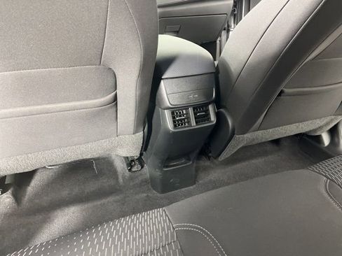 Used 2025 Chevrolet Equinox LT FWD image 42