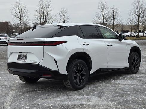 New 2026 Lexus RZ 450e AWD image 4